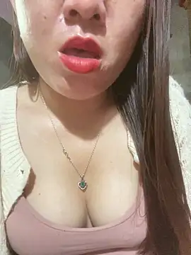 Luna-ass live XXX chat