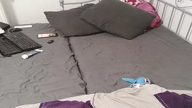 دردشة StephPra94 الجنسية المباشرة