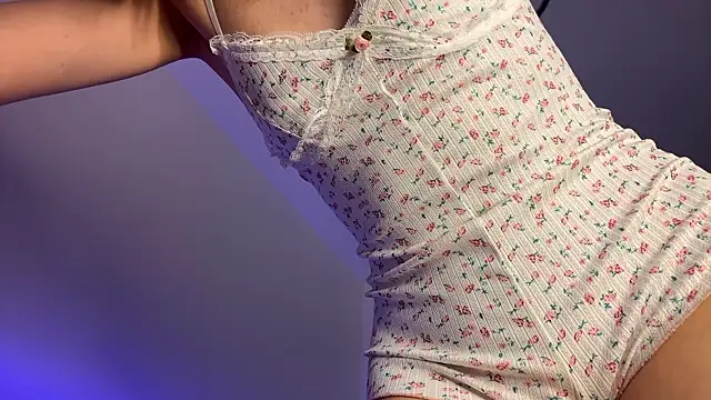 LizaUWUBrooks লাইভ XXX চ্যাট