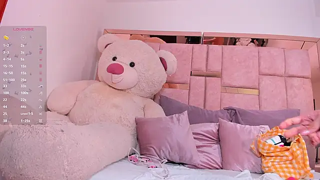 emily_daarell Chat XXX live