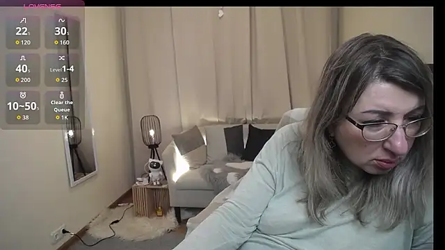 Chatroom XXX en direct de KKMimiKK