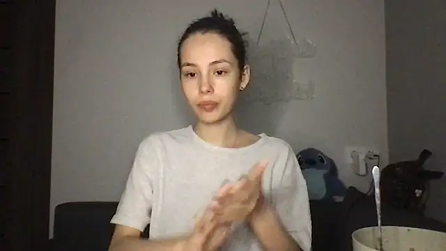 Yuna5343's Live XXX Chat