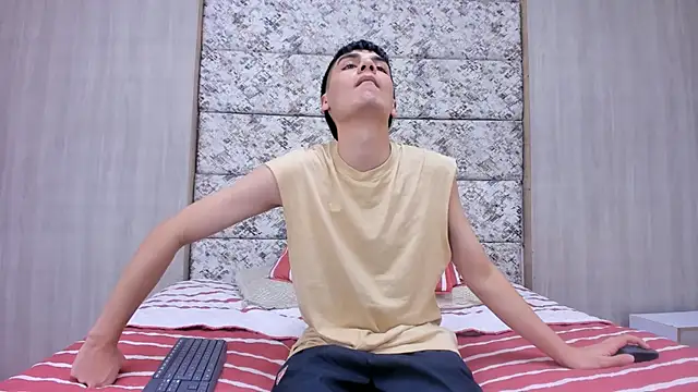 frank_jhonsson Chat XXX live