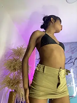 Trans_monsterCock_latin webcam show