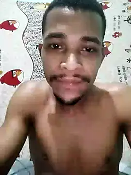 Pertunjukan Kamera Web LATREL22ctmtrs