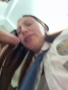 Emily-7_ Live XXX-chat