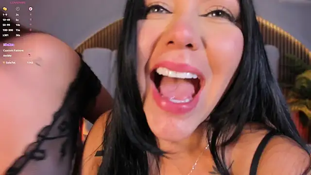 Chat XXX en directo de emperatriz_reyes