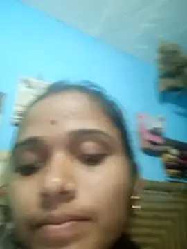 Deepjakolirr: διαδικτυακό σόου στην κάμερα