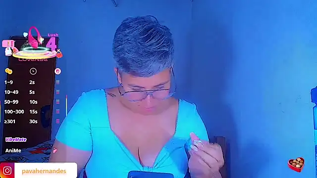 Yessi_roussen Live XXX chat