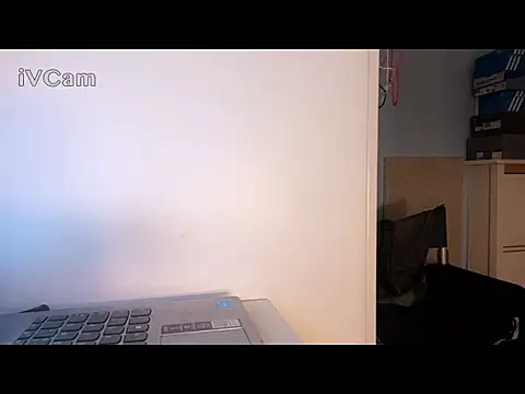 Renegade1608のライブXXXチャット