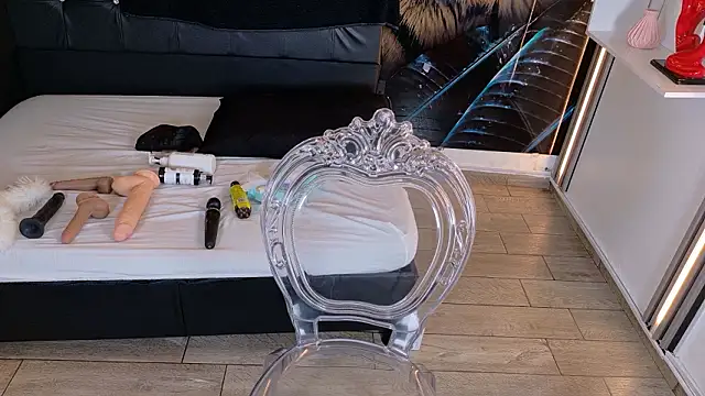 Czat XXX na żywo – Bruja__Scarlata