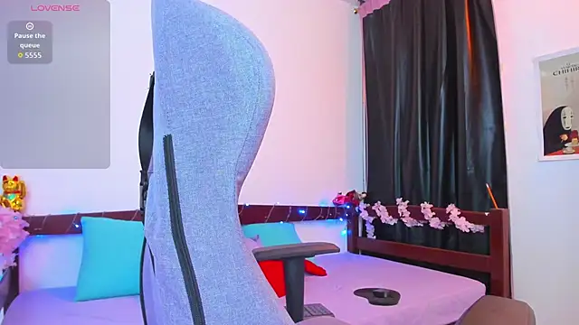 _Moon_Johnson's Webcam Show