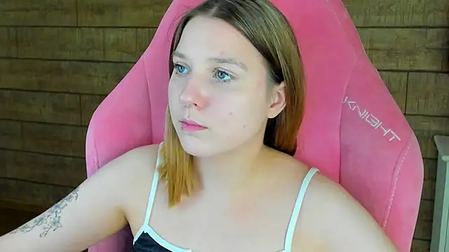 TinnaBurton Live XXX-chat