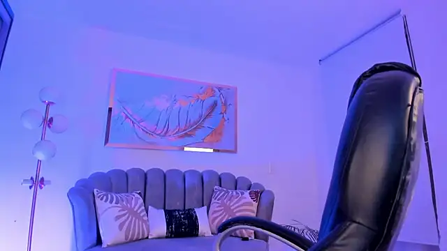 ZoePresleyX élő XXX-chatje