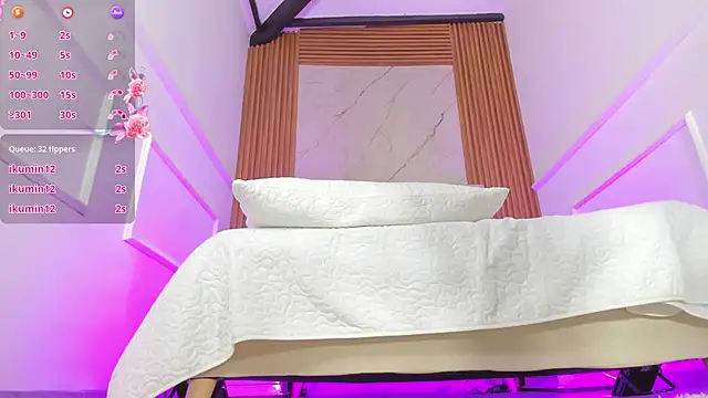 XXX chat uživo modela Abbyevaans