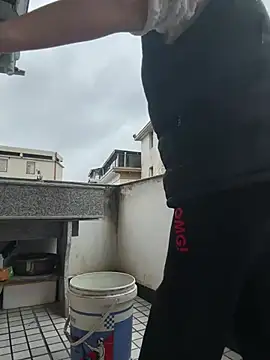 daaqnn Show in webcam