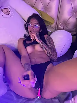 TweetiePieXXX লাইভ XXX চ্যাট