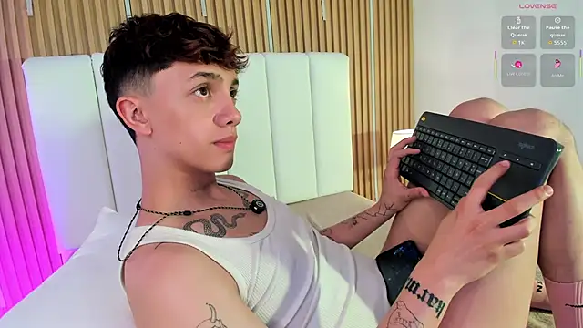 Živý XXX chat Tomy_Rox