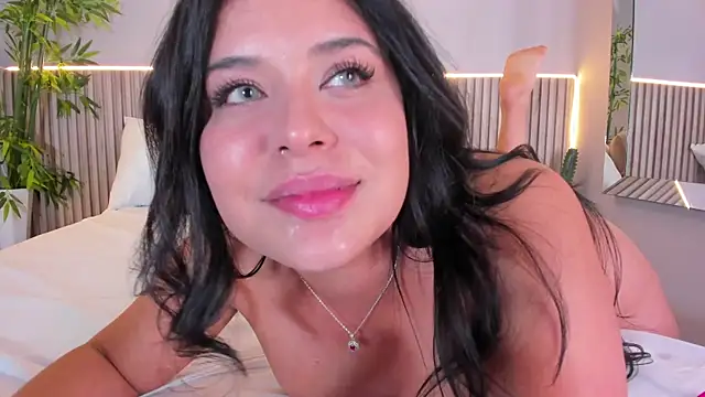 GeorginaReyes Adlı Modelin Canlı XXX Sohbeti