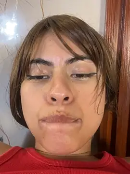 Eva_Feller69 Adlı Modelin Canlı XXX Sohbeti