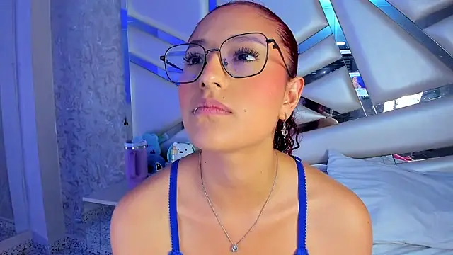 Miia002のライブXXXチャット