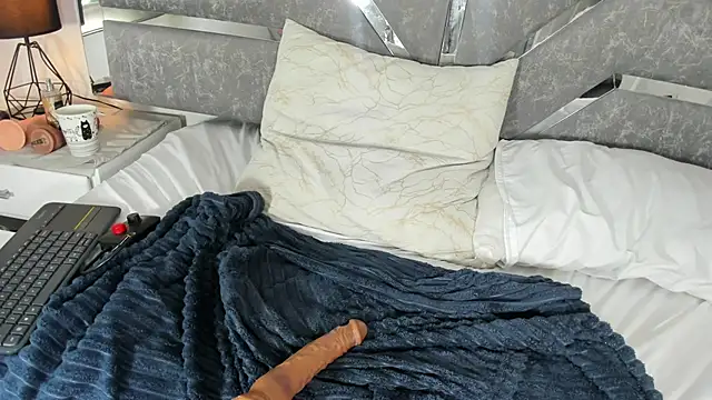 Czat XXX na żywo – Slut_Milf_