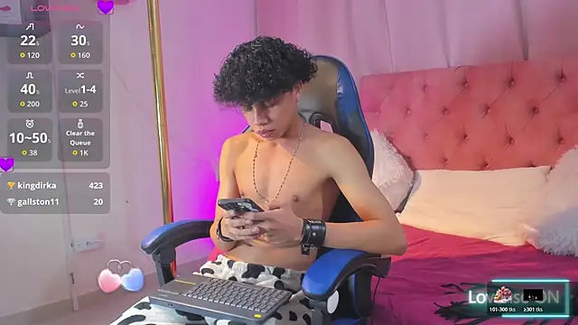 _taylor_black Show in webcam