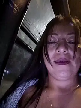 misshot_02: онлайн-секс-чат