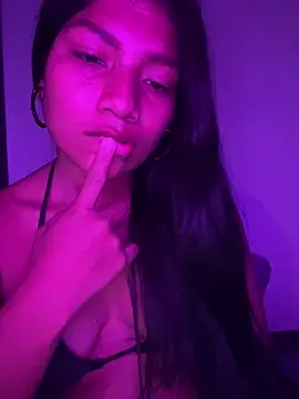 Sara-001 live XXX chat