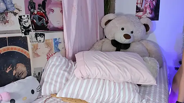 mia_angel_ Adlı Modelin Canlı XXX Sohbeti