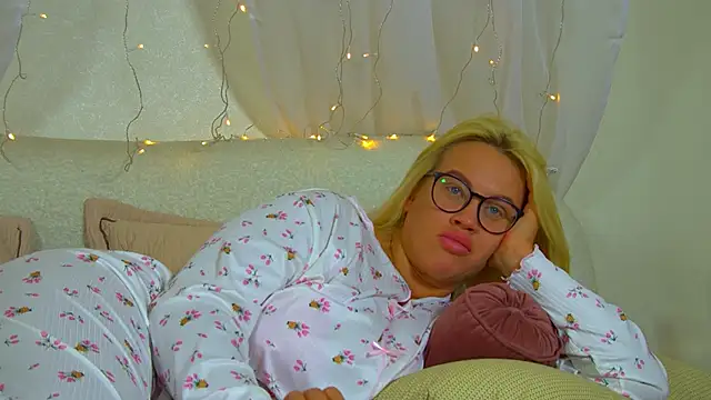 MariaNeumann Live XXX-chat