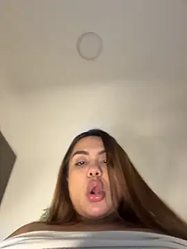 Chat XXX en directo de valeria2019hot