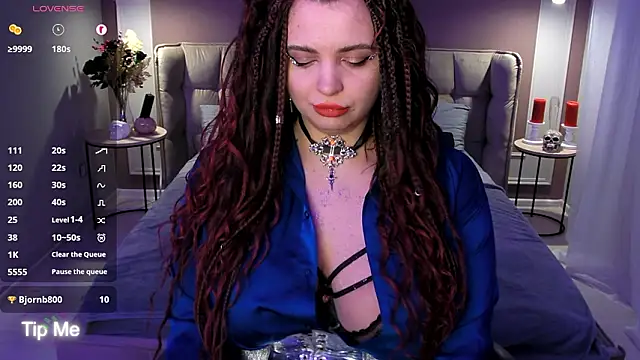 Miss_Maya_Mils' Live XXX Chat