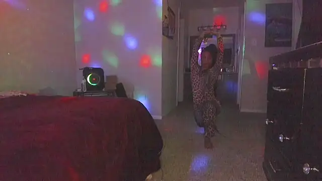 yiauana – Live XXX-chat