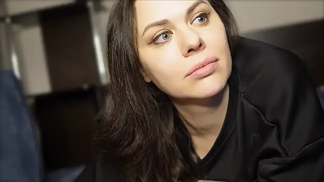 دردشة MollyCheiz الجنسية المباشرة