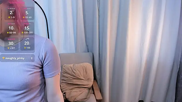 RonniHang Chat XXX in diretta