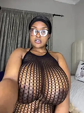 Bustygoddess32 Live XXX-chat
