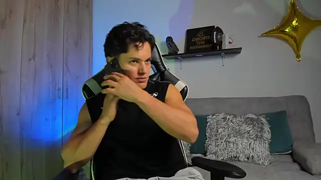 Chat XXX en directo de julian_wallace