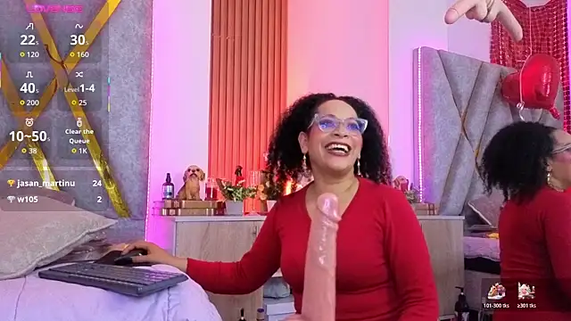 Chatroom XXX en direct de Cintiia_Holmes