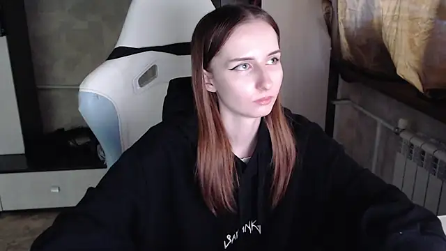 Cutti_Crystal Chat XXX live