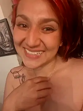 Вебкам-шоу Magenta_Moon