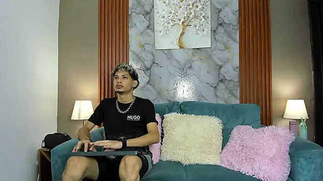 Chat XXX en directo de YOUNG_BOYS_HELL