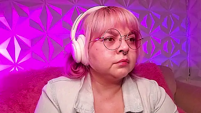 Chat XXX en directo de Satyn_doll