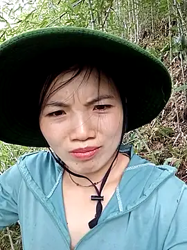 Chat +18 de ngan-cute ao vivo