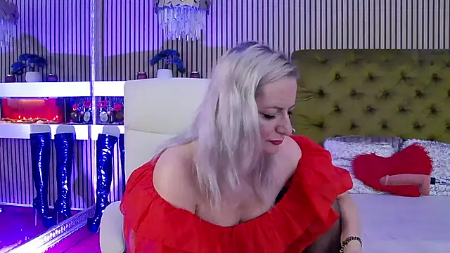 LadyTouch Live XXX Chat