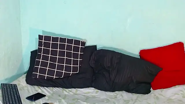 Ariatnaanddilan Adlı Modelin Canlı XXX Sohbeti