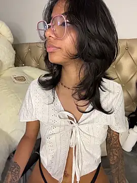 TweetiePieXXX's Live XXX Chat