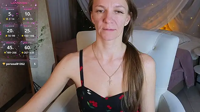 Jesica_mooon Chat XXX in diretta