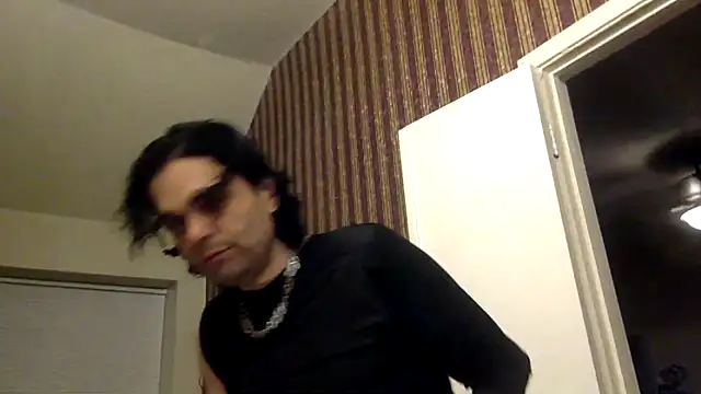 StuntingSpunMarine69 Adlı Modelin Web Kamerası Şovu