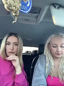 แชท XXX สดของ MerlinDave